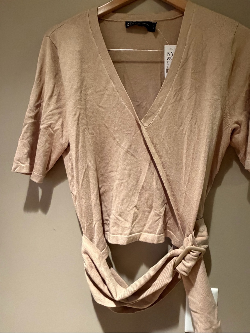 New York & Company Beige Wrap Front Short Sleeve Knit Top L NWT
